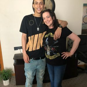 Meet your Posher, Sara